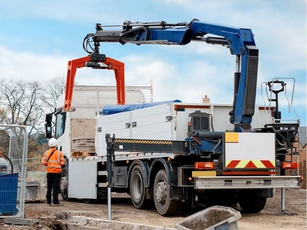 Est. Crane Truck Transport | 2 Trucks + 5 Trailers, photo 2