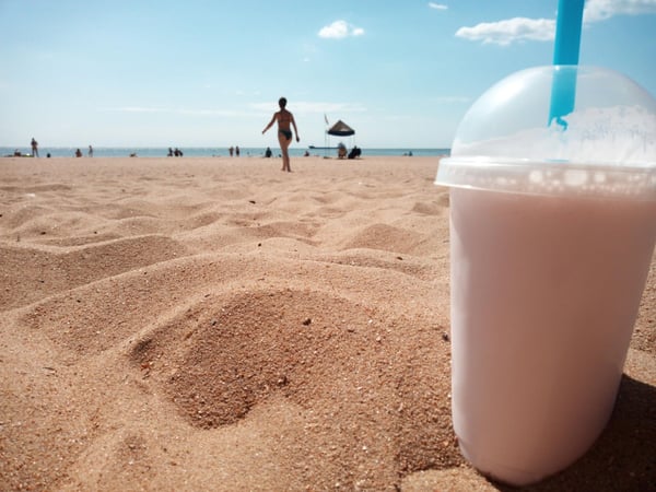 SENSATIONAL SEASIDE - Licensed Cafe - CHEAP RENT!