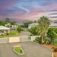 Management Rights Plus Extra Rent Roll In Gracemere Qld - 1P6202 image