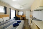 LEASEHOLD - BIG 4 Cabin Park Hay, NSW - 1P0183