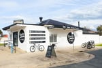 CAFE BUSINESS & HOUSE FOR SALE - Painters Cafe, Corowa NSW - 1P0542