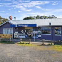 Under Offer - Freehold Hotel and Country Pub  - Regional Victoria image