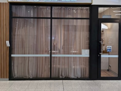 Established 9-Year Brows & Lashes Salon Inside High-Traffic Shopping Centre image