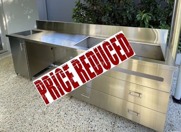 SPECIALIST FABRICATOR OF LIGHT SHEET METAL - PRICE REDUCED