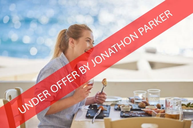 UNDER OFFER - WA ICON - WORLD CLASS WATERFRONT TAVERN