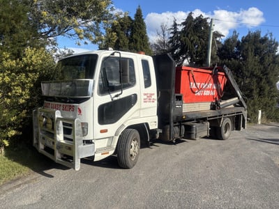 East Coast Skips Lifestyle Gold Mine Very Profitable One Man Operation, 60 Skips image