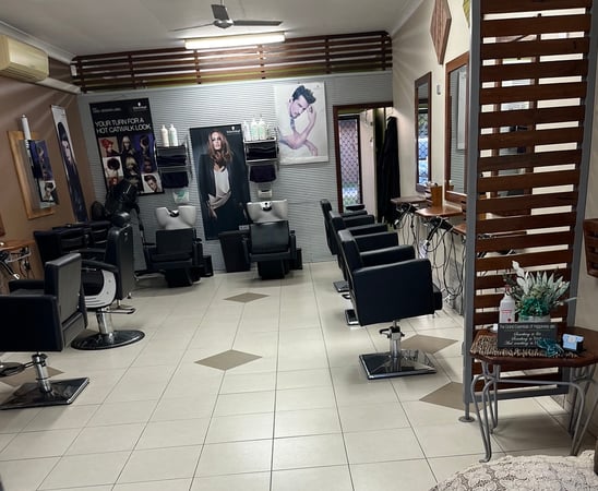 Established Hair Salon in Prime Burleigh Heads Location