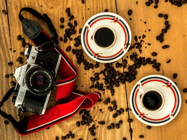 RIVERSIDE CAFE   BARGAIN BUY $$$