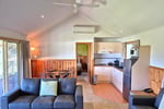 FREEHOLD - Golden Heritage Accommodation, Beechworth VIC - 1P0598