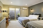 Adj Net Profit>$243K 13 Rooms Freehold Motel Strahan Tasmania 70% Occupancy