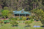 *CALLING ANIMAL AND NATURE LOVERS* : Freehold Accommodation Business on 50 Acres
