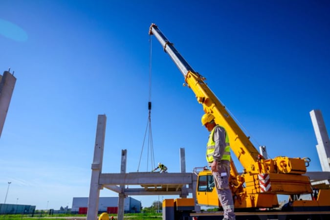 Fast Growing Crane Hire Opportunity Limited Competition