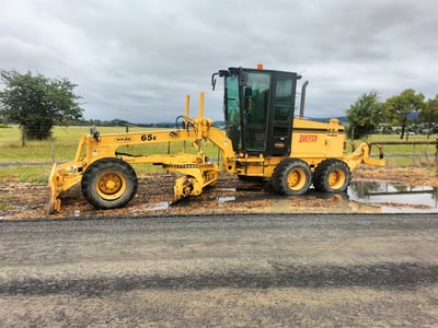 Established Earthmoving Business - Steady annual revenue image