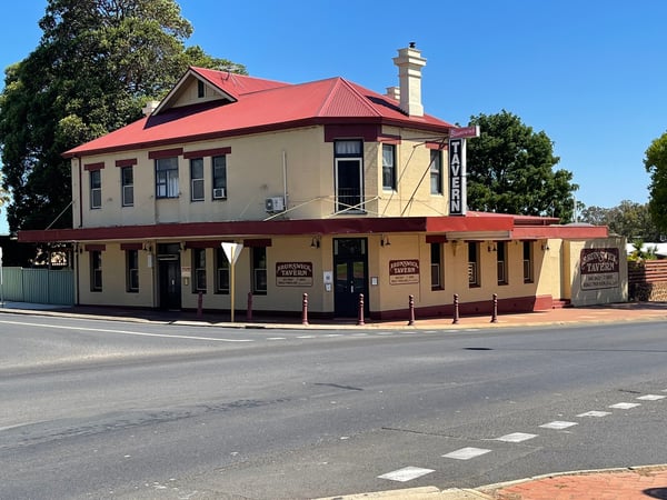 Brunswick Tavern - Freehold or Leasehold