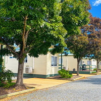 LEASEHOLD - BIG 4 Cabin Park Hay, NSW - 1P0183 image