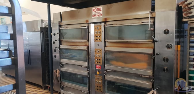 Bakery with Commercial Holding