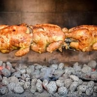 6 Days Charcoal Chicken in Hampton Ref: 13643 image
