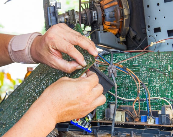 Electronics repair business 6005