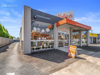 Award Winning Devonport Lighting and Design Specialist with 180 Plus Supplier Relationships image