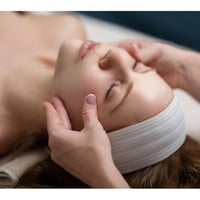 Established Spa And Skin Clinic Business In The Yarra Valley Region - Profitable & Excellent Lease Terms image