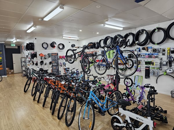 34290 Fully Equipped Bicycle Shop - Top-notch Brands!