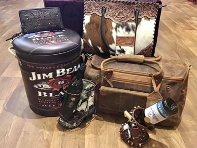 34332  - Almari Leather - Retail Opportunity  image