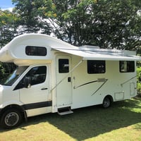 Thriving Motorhome Rental Business in Queensland image