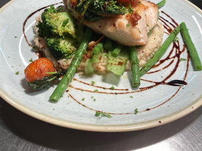 Photo of Restaurant & 3-Bed Residence North QLD - 5996