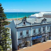 Established Backpackers Hostel image