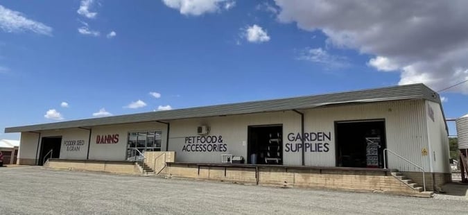Established Pet Food Gardening Grain & Fodder Retail Business