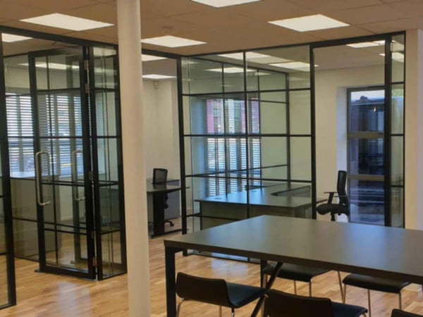 Large Aluminium and Glass product manufacturers.