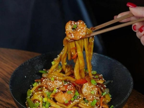 Fantastic Business Opportunity - Chinese Takeaway in Regional North Victoria - Loyal Customer Base - High-Profit Margins - Full Management - Low Rent