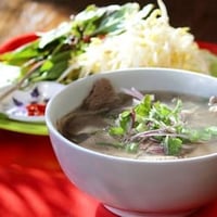 Low Rent Noodle Bar Ref: 12740 image