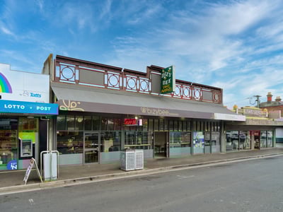 Bizy Bee Invermay image