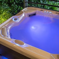 Back On The Market - Business selling spas and sauna\'s 5778 image