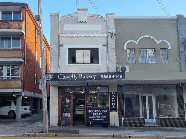 UNDER OFFER! Wholesale / Retail Bakery and 2 Bedroom Apartment – Clovelly, NSW