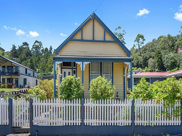 Award Winning Historic BnB or Private Residence Fully Furnished $325,000 primary image