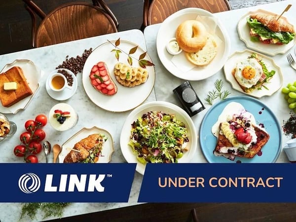 UNDER CONTRACT | Beloved Noosa Cafe with Iconic Local Following