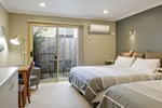 Adj Net Profit>$243K 13 Rooms Freehold Motel Strahan Tasmania 70% Occupancy