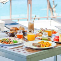 PRIME BEACHFRONT LICENSED CAFE / RESTAURANT / TAKEAWAY image