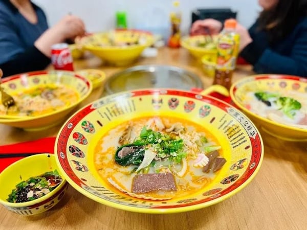 Asian Hotpot-Style RESTAURANT BUSINESS FOR SALE