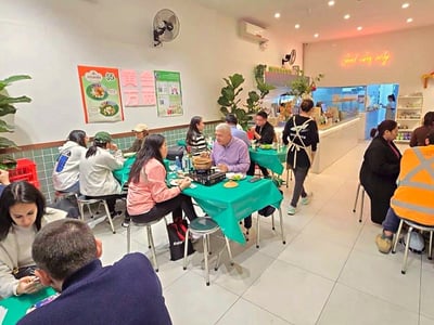 Thai Restaurant for Sale in Prime George Street Haymarket Location image