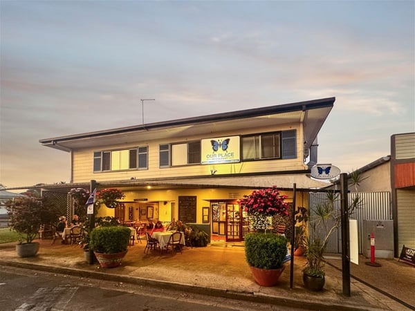 Popular A la Carte Restaurant