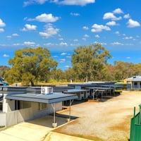 FREEHOLD - Glenrowan Kelly Country Motel, VIC - 1P0529 image