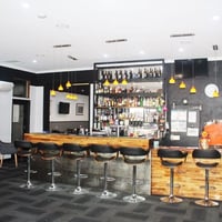 FREEHOLD PUB WITH ADDITIONAL OPTIONS (ACCOMMODATION/RESIDENCE/CAFE) image