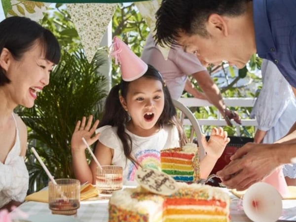 Glenmore Park. Time for Cake? It\'s your turn for The Cheesecake Shop