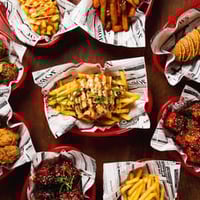 Busy Fried Chicken And Restaurant For Sale * Great Set - Up * * Excellent Exposure * [2501041] image