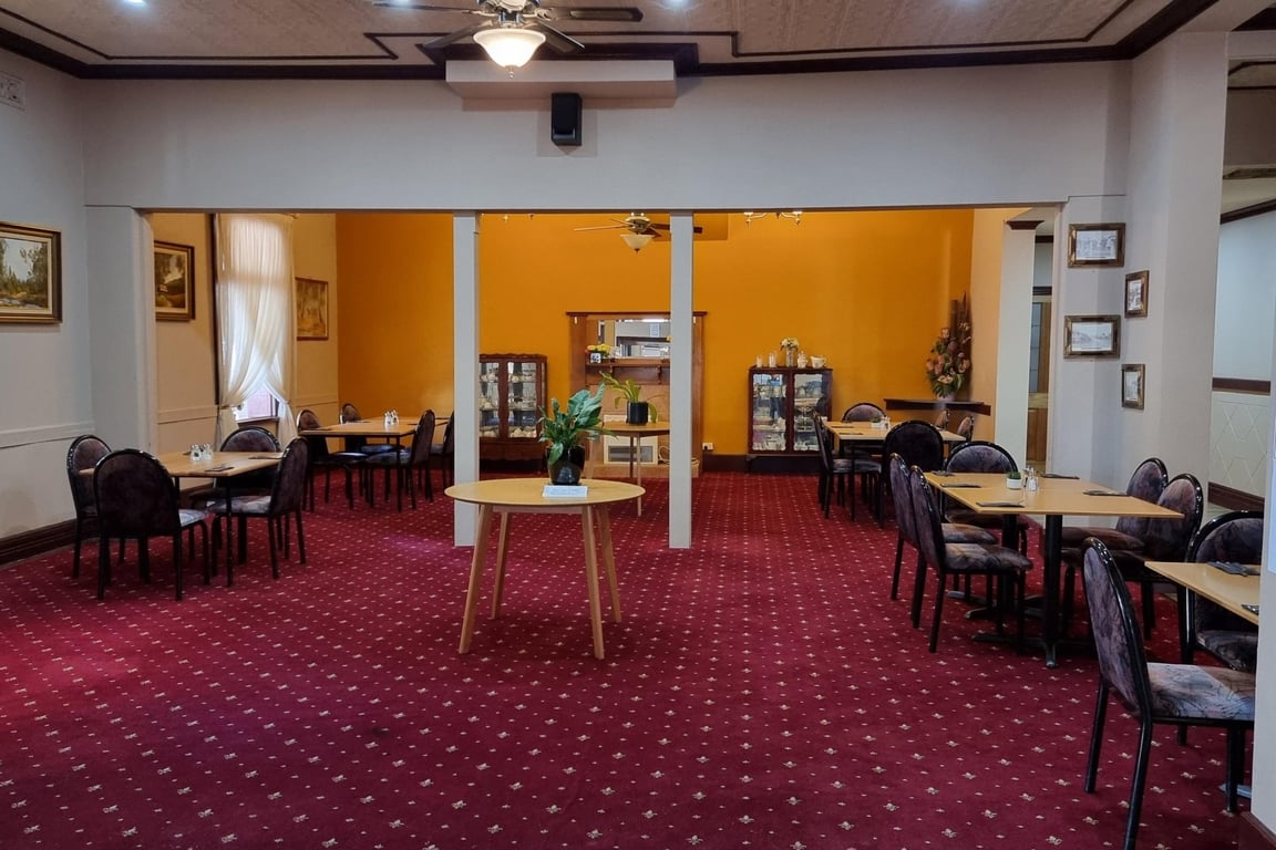 Under Contract - Vacant Possession Leasehold - Royal Hotel, Corowa NSW, photo 7