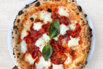 Licensed Pizzeria Pizza Restaurant Templestowe (Rent $560)