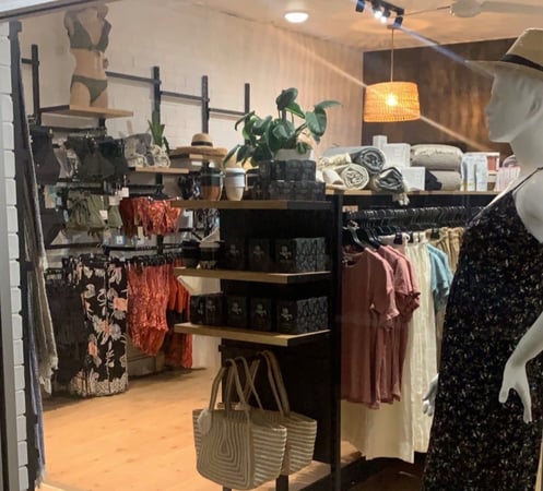 High Tide, Resort and Lifestyle